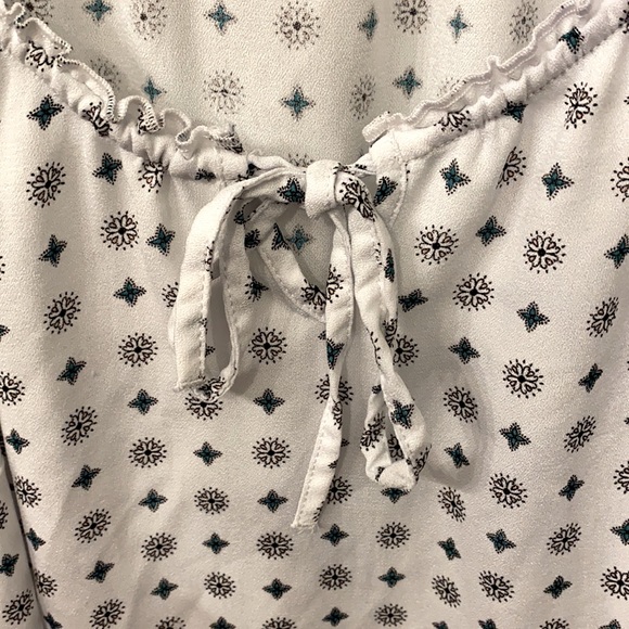 Torrid blouse short sleeve size 2 - Picture 4 of 6